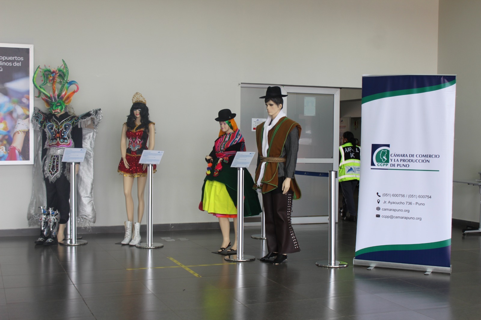 AEROPUERTO DE JULIACA ALBERGA LA I EXHIBICIÓN DE TRAJES DE LUCES EN ALIANZA CON LA CÁMARA DE COMERCIO Y LA PRODUCCIÓN DE PUNO