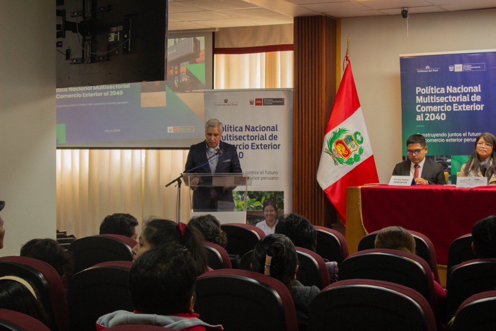 CÁMARA DE COMERCIO DE PUNO PARTICIPA EN PRESENTACIÓN DE POLÍTICA DE COMERCIO EXTERIOR AL 2040