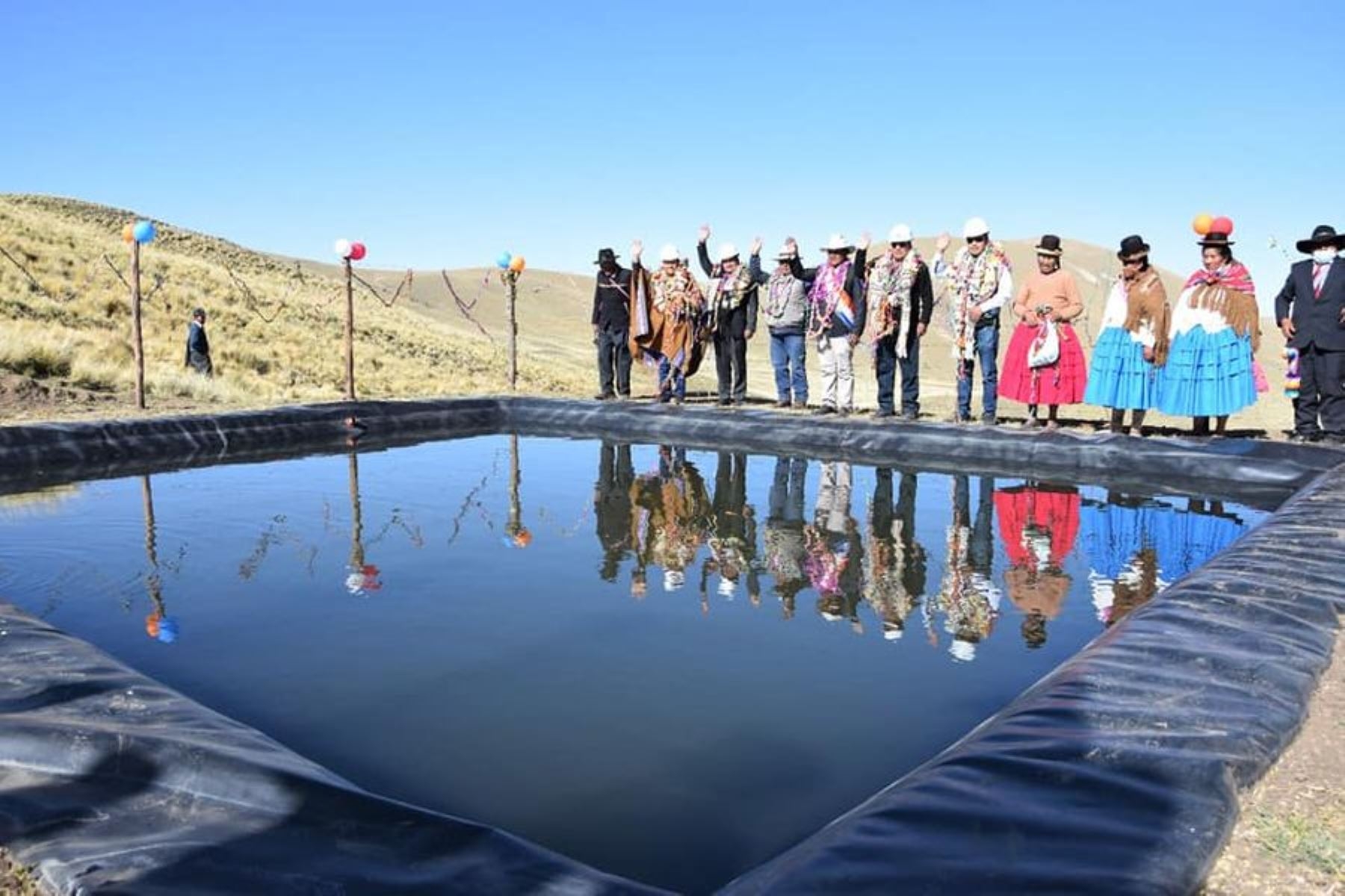 GORE: PUNO PONE EN MARCHA 60 MICRO RESERVORIOS PARA LA COSECHA DE AGUA