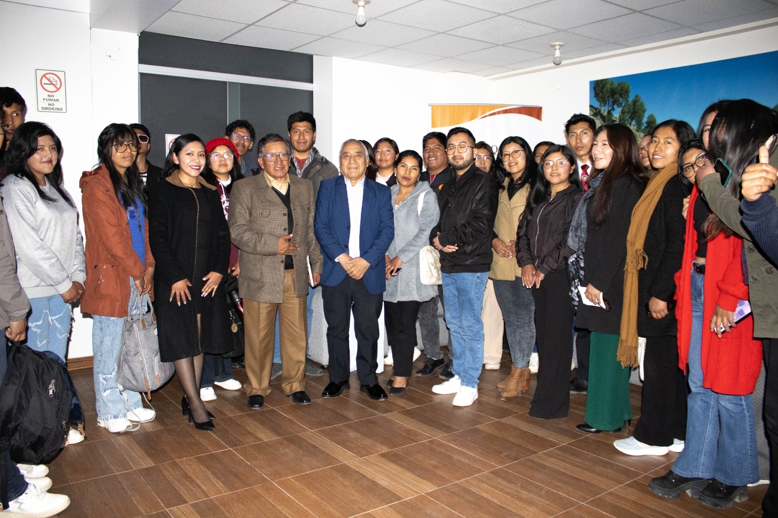 CÁMARA DE COMERCIO DE PUNO IMPULSÓ TALLER CON JÓVENES UNIVERSITARIOS SOBRE ELECCIONES Y REDES SOCIALES